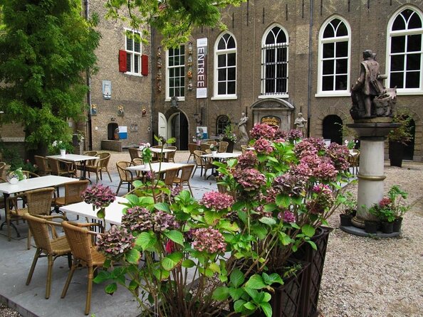 2-Hour Walking Tour in Gouda All inclusive - Key points at a glance