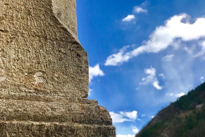 A day with the shepherd milking sheeps and making cheese in the National Park of Abruzzo - Should you book the sheep and cheese tour?