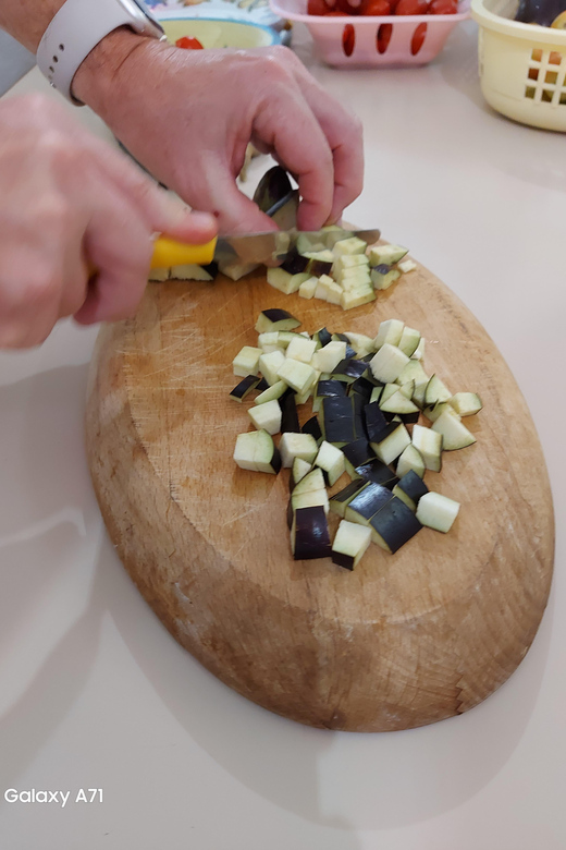 Amalfi: cookingclass whit mozzarella, tiramisù and pasta - What Ferdinando’s hosting adds