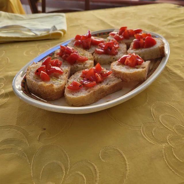 Amalfi: Make tagliatelle, mozzarella and tiramisù - A farm visit above the Amalfi Coast