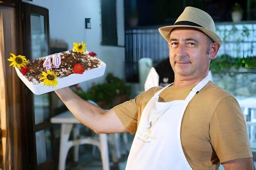 Amalfi: Make tagliatelle, mozzarella and tiramisù - Who will enjoy this class most?