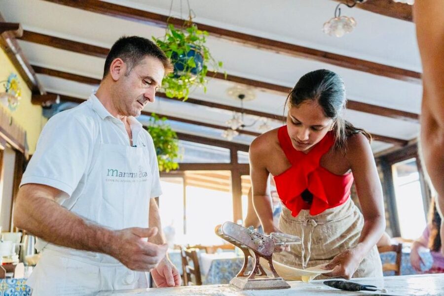 Amalfi: Mozzarella, Fettuccine, and Tiramisù Cooking Class - Tiramisù first, so dessert can chill