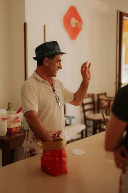 Amalfi: Tagliatelle, Mozzarella & Tiramisù Cooking Workshop - Finishing with classic tiramisù