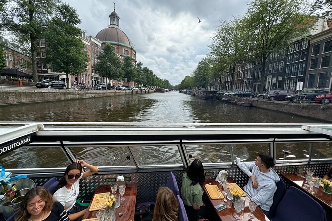 Amsterdam Cheese and Wine Canal Cruise - The Jordaan and Leliegracht
