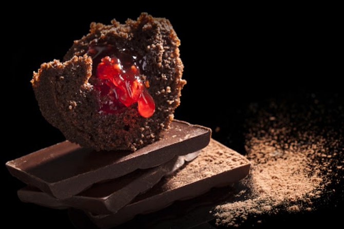 Amsterdam: Chocolate Fondue in the Dark - The First Few Minutes in Complete Darkness
