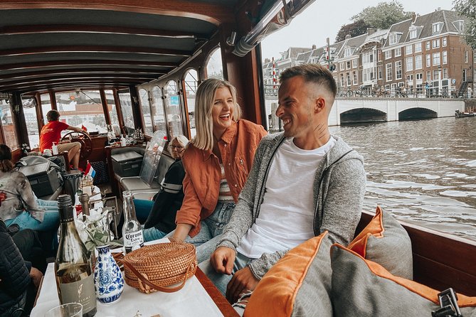 Amsterdam Classic Saloon Boat Cruise with Drinks and Cheese - Jordaan, Bloemgracht, and the nine streets
