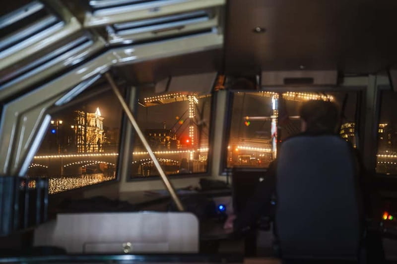 Amsterdam: Cozy Cheese & Wine Cruise Tasting Experience - Is $39 a good value?