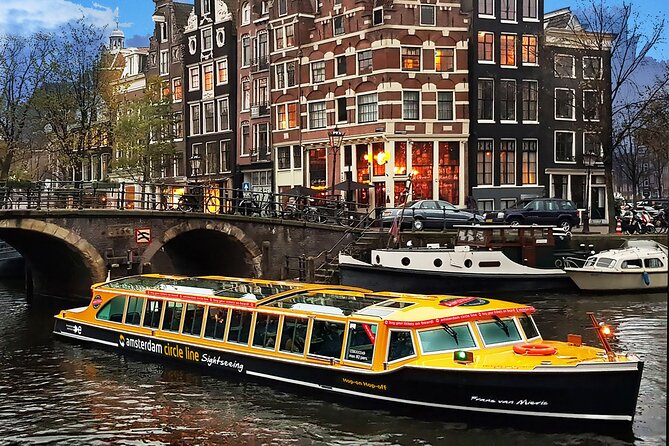 Amsterdam: Dutch Cheese and Wine Tasting Cruise - A final passage through the Jordaan