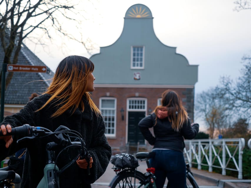 Amsterdam: Dutch Countryside E-Bike with Cheese & Clogs - D’Admiraal windmill, a close look at a Dutch classic