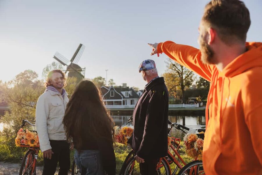 Amsterdam: E-Bike, Cheese, Windmill & Countryside Tour - Why this three-hour ride is a smart change of pace