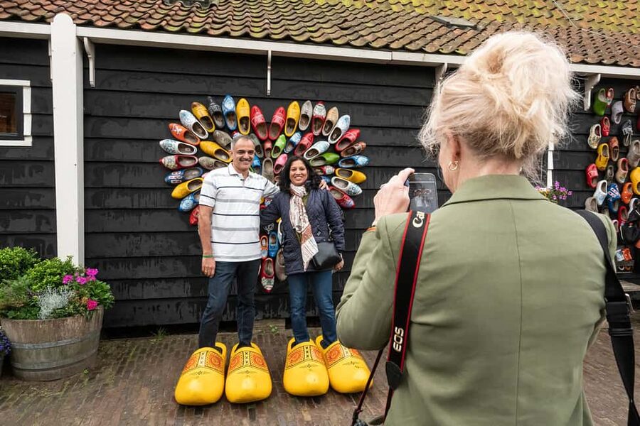 Amsterdam: Experience Zaanse Schans Windmills & Cheese Farm - Clogs, Workshops, and Old Wooden Houses