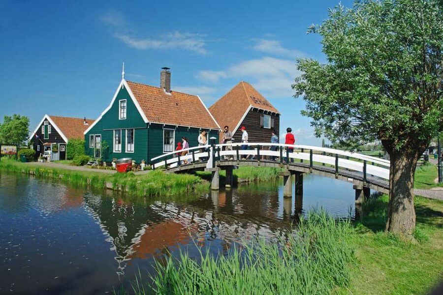 Amsterdam: Experience Zaanse Schans Windmills & Cheese Farm - What Two Hours Really Gives You