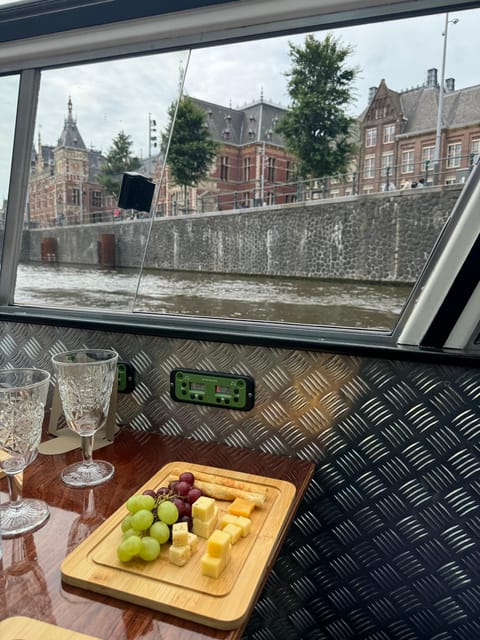 Amsterdam: Luxury Cheese & Wine Canal Cruise - Open Boat or Covered Boat? Check the Forecast