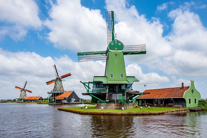 Amsterdam: Windmills, Cheese and Volendam Tour with Video Guide - Should You Book the Windmills, Cheese, and Volendam Tour?