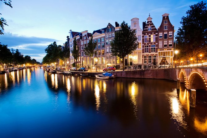 Amsterdam Wine and Cheese Evening Cruise - Commentary can be the weak link