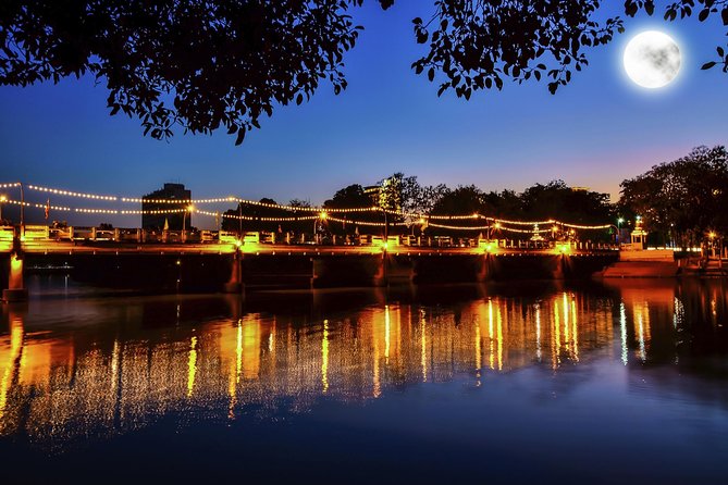 Amsterdam Wine and Cheese Evening Cruise - Is $40.51 a fair price?