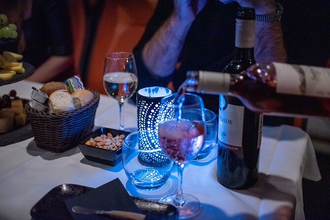 Amsterdam Wine and Cheese Guided Evening Cruise - From the station to the canal belt