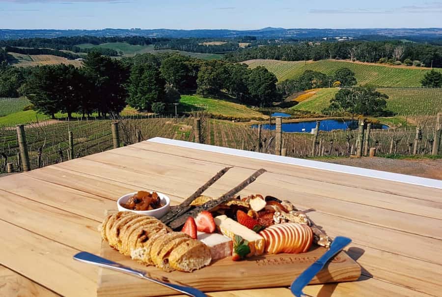 Barossa Valley Gourmet Food & Wine Tour - Mengler’s Hill gives you the big Barossa view