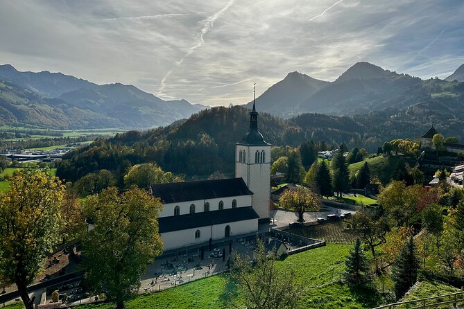 Bern Private Tour - Gruyères , Cheese, and Lavaux's UNESCO Wine - The Golden Pass route through Montbovon