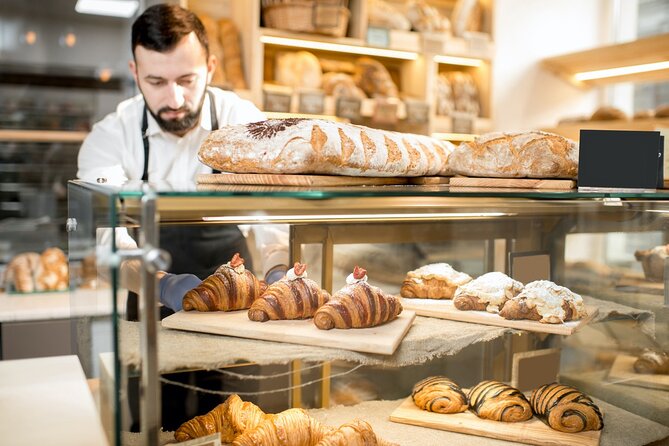 Bordeaux Afternoon Food Tour : Sweets, Wine and Cheese - Saint-Pierre and the road toward Santiago