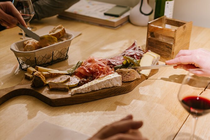 Bordeaux Food Tour : Sweets, Cheese & Wine pairing workshop - Monument des Girondins and Place des Quinconces