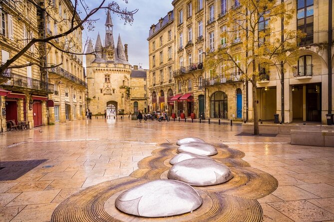 Bordeaux Night Walk Ending with Delicious wine & cheese Tasting - Place de la Victoire and evening Bordeaux