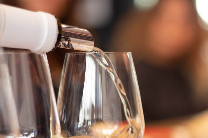 Bordeaux Wines Masterclass paired with cheeses & charcuterie - Starting with white wine and the basic tasting method