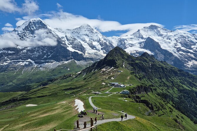 Cheese and chocolate on mountain summit - Who should book this experience?