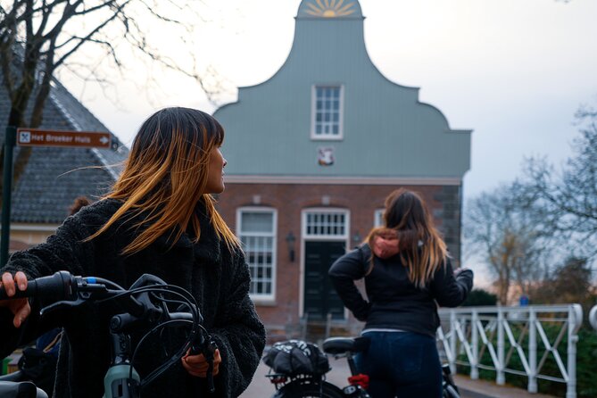 Cheese, Canals & Windmill Countryside E-Bike Tour Amsterdam - From Amsterdam Centraal to the IJ