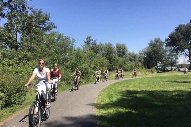 Cheese, Canals & Windmill Countryside E-Bike Tour Amsterdam - Guides make or break the ride