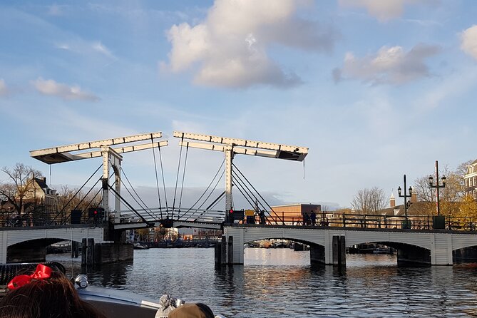 Classic Salonboat Tour in Amsterdam Including Cheese and Wine - A gentle start beside the Anne Frank House