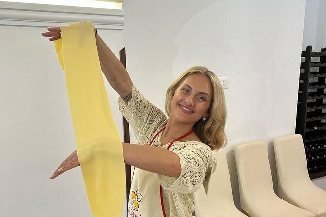 Cooking class with Pasta, mozzarella and Tiramisu with wine - Getting there from Positano