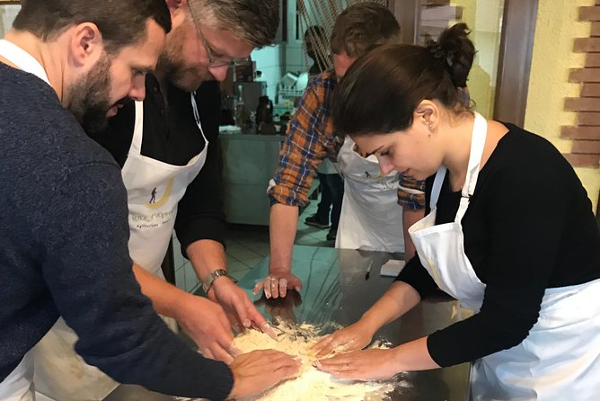 Cooking lesson: tagliatelle, mozzarella and tiramisu - A meal made by your own hands