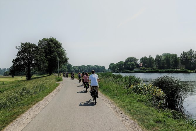 Countryside Bike Tour from Amsterdam: Cheese, Clogs & a Windmill - Standard bike or e-bike?