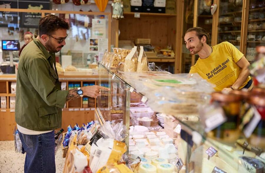 Dairy Tour with Cheese Tasting & Prosecco near Treviso - Four organic cheeses and a Veneto wine pairing