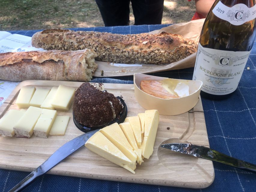 Dijon: Cheese and Burgundy Wine Tasting Workshop - Éméline brings the regional story to life