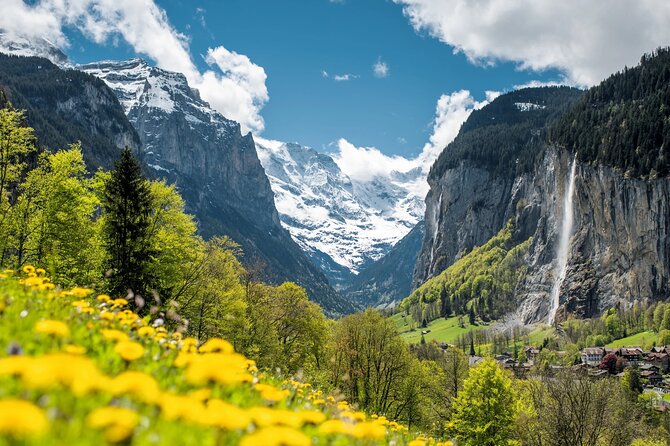 Discover Lauterbrunnen with CHEESE & CHOCOLATE - Inside Trümmelbach Falls