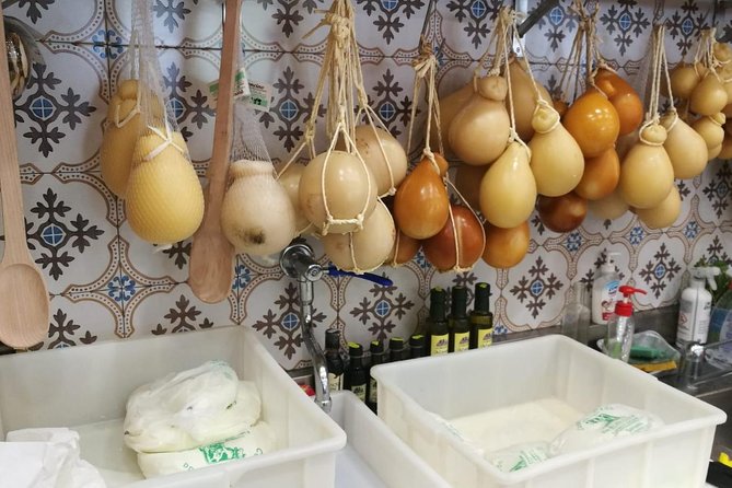 DISCOVER SORRENTO, food &Walking tour . Lemons-cheese&olive oil - Key points at a glance