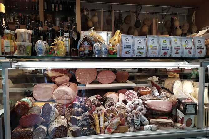 DISCOVER SORRENTO, food &Walking tour . Lemons-cheese&olive oil - The cheese stop is the main food event