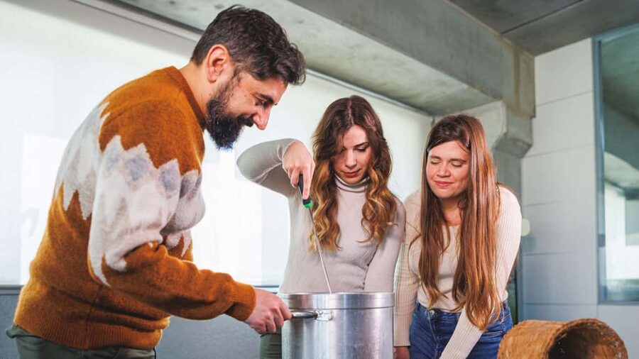 Dolianova: visit and workshop in a cheese factory - Language, comfort, and practical limits