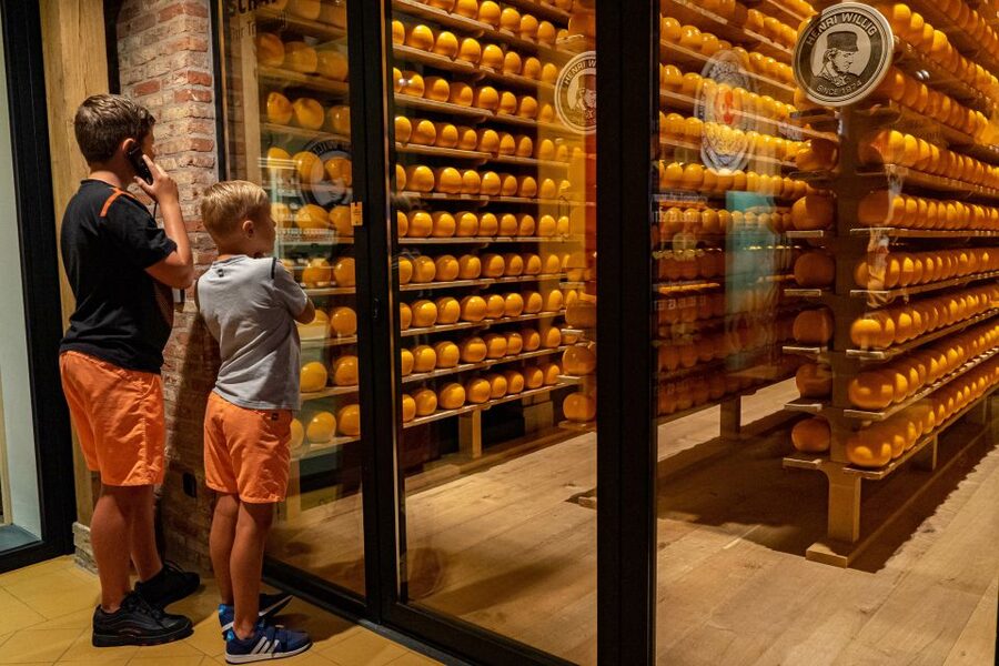 Edam: Edam Cheese Museum Entry Ticket - What the one-hour visit feels like