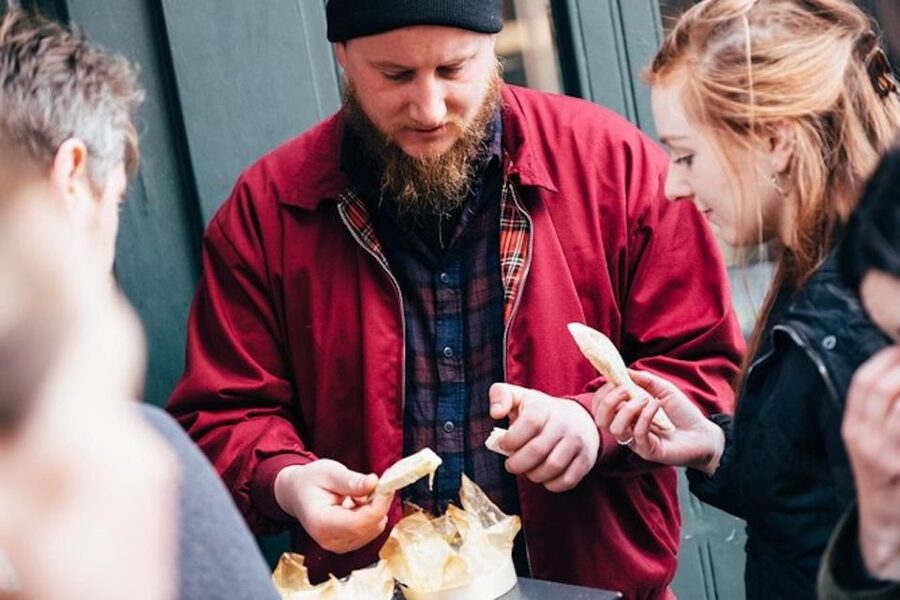Edinburgh: Cheese Crawl with Local Guide - The guides make or break the afternoon