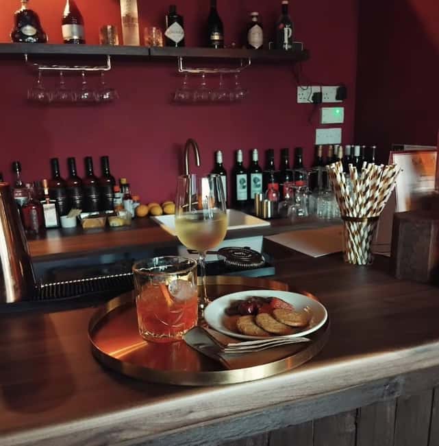 Edinburgh: English Wine and Scottish Cheese Tasting - Key points at a glance