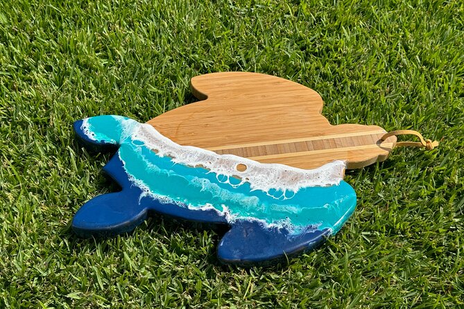Epoxy Resin Cheese Board Art Class - Heat guns, torches, and the hands-on part