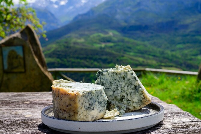 Excursion to Picos de Europa : Bulnes, funicular and cheese Cabrales - The Cares Gorge comes through the bus window