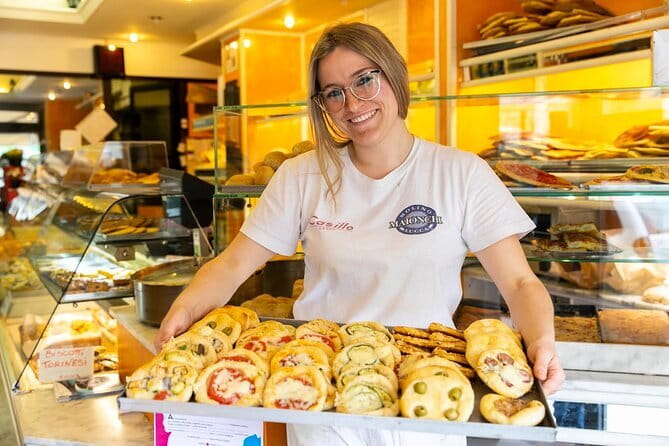 Florence Food Tour of 10+ Authentic Tastings with Cheeses & Wines - San Lorenzo and the Sunday food route
