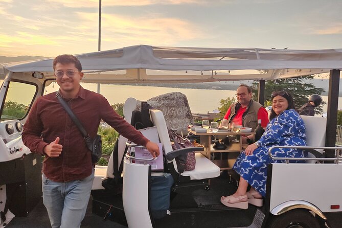 Fondue and wine private Tuk Tuk tour in Geneva - Why Fondue Works So Well in a Geneva Tuk-Tuk