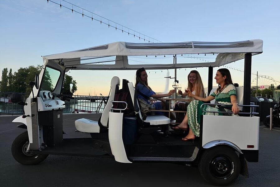 Fondue and wine private Tuk Tuk tour in Geneva - The guide makes or breaks the ride