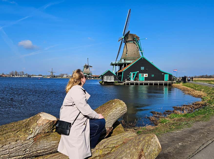 From Amsterdam: Volendam and Zaanse Schans Tour with Cheese - Who should book this outing?