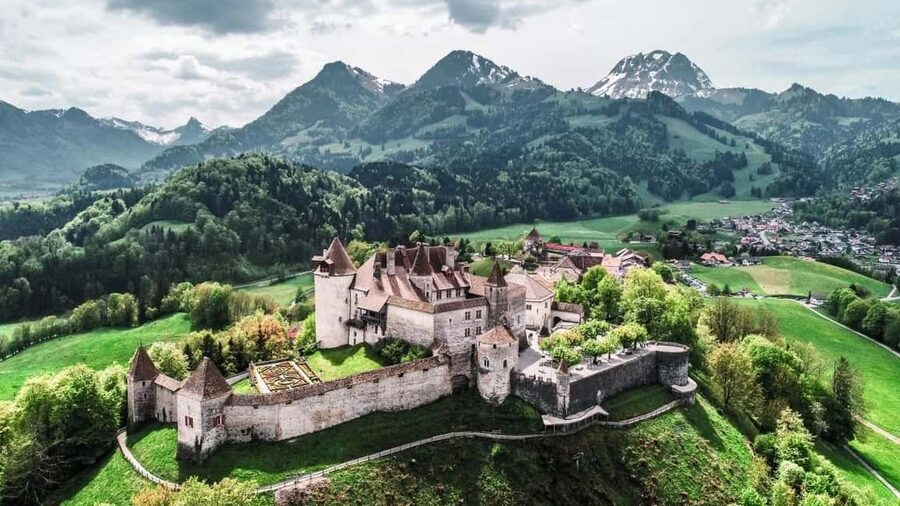 From Lausanne: Gruyères Tour with Chocolate & Cheese Tasting - Key points to know before booking